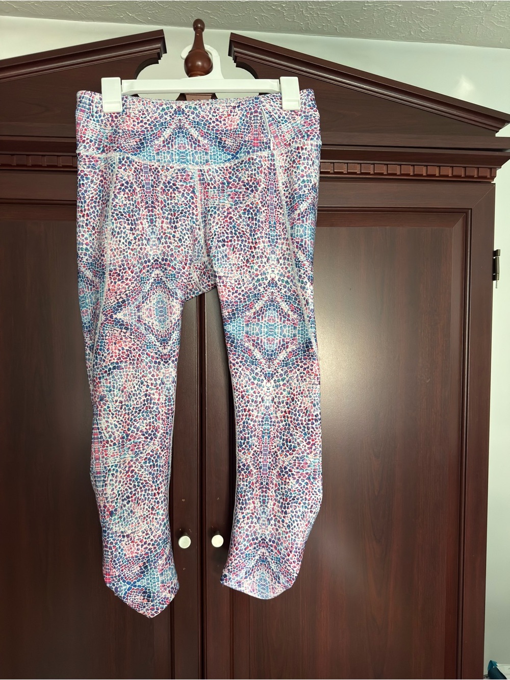 Women’s Pink and Blue Printed Active Leggings